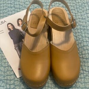 Brand New in Box Maguba Monterey Ochre Ocher Clog Sandals Low 39 8 8.5